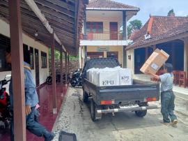 Pendistribuasian Logistiik dari PPS ke TPS Kalurahan Getas