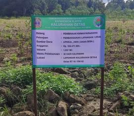 Pembangunan Urug Lapangan 