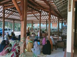 Penarikkan Pajak PBB di Padukuhan Ngrunggo Oleh Petugas BKAD KAB, Gunungkidul