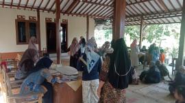 POS YANDU NYAWIJI PADUKUHAN nGRUNGGO